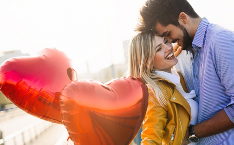 affordable date night couple